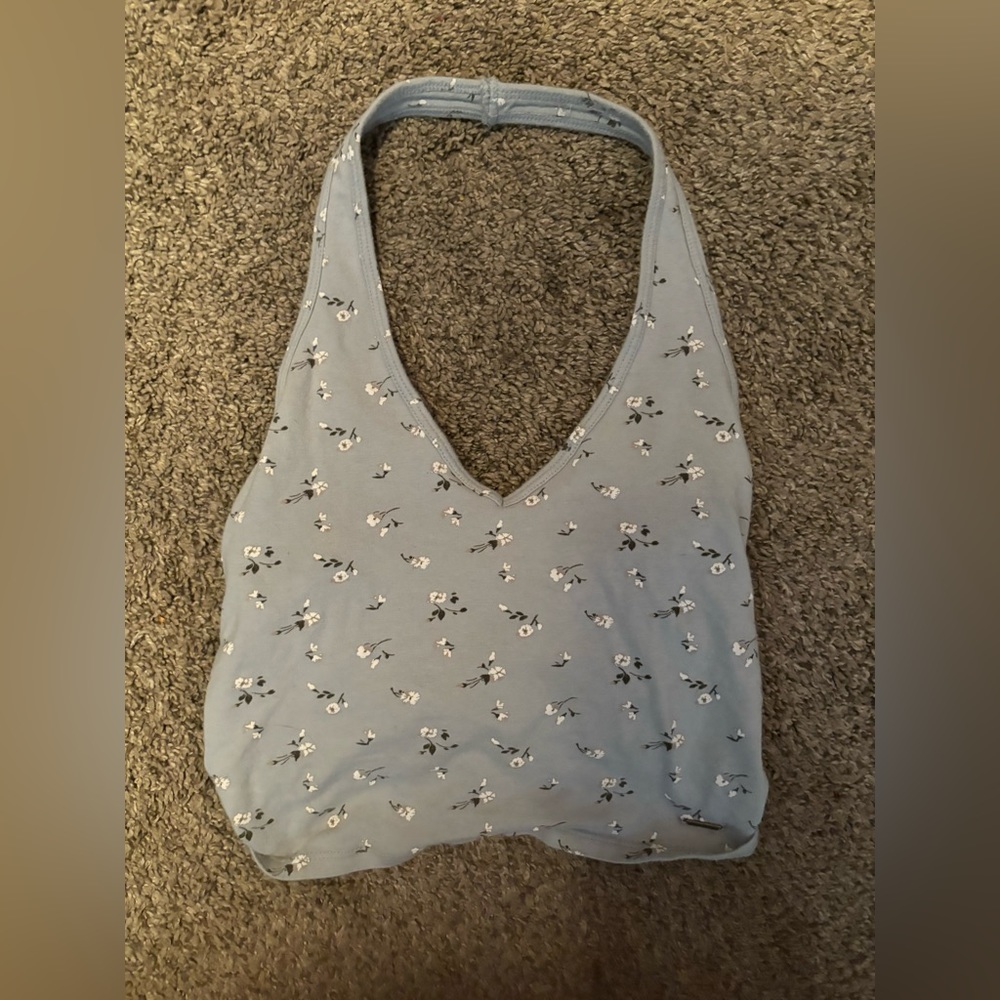 Size small top